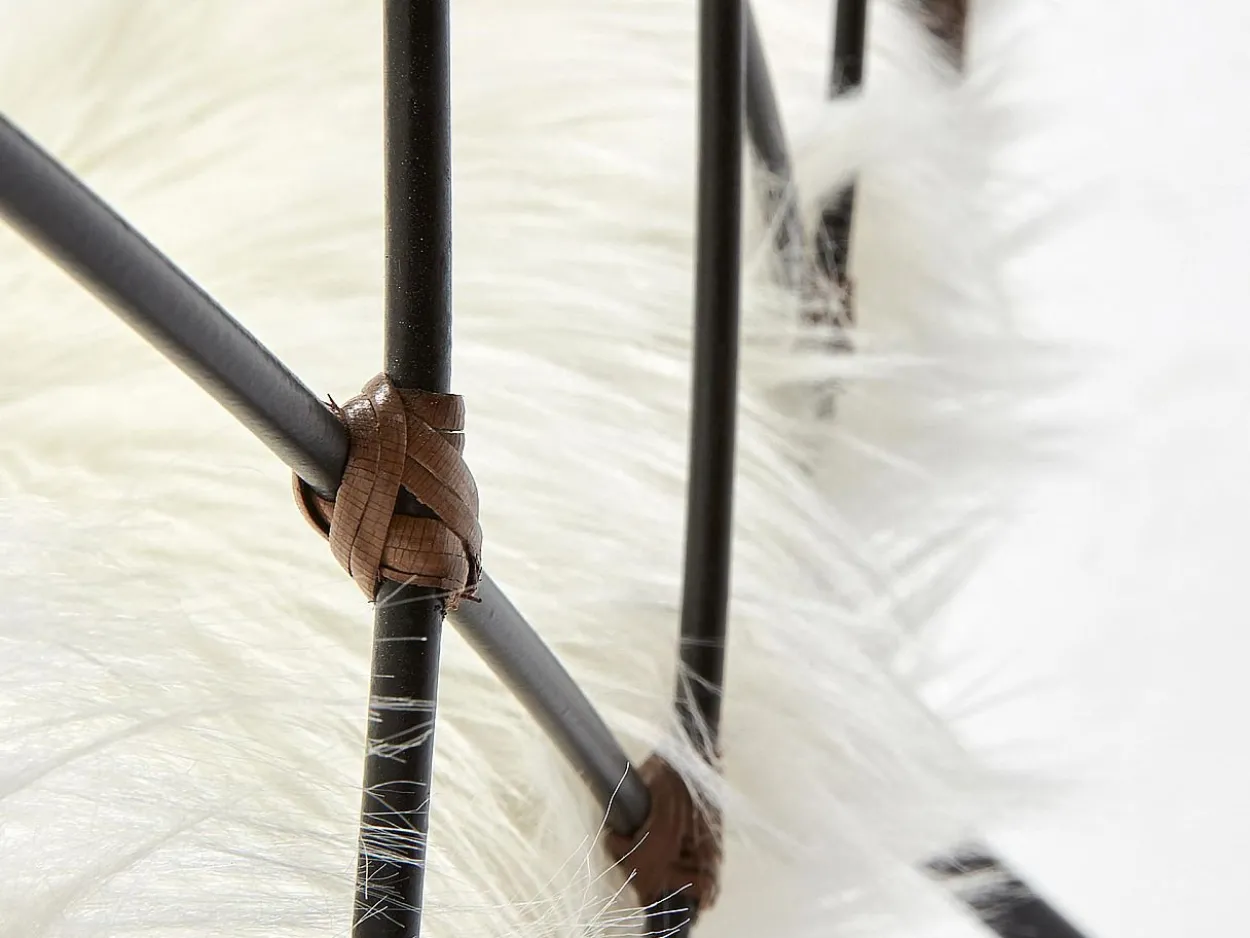 Poltrona Clara metallo nero e rattan