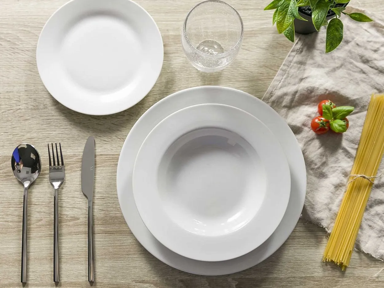 Servizio tavola Simple White 18 pezzi in porcellana