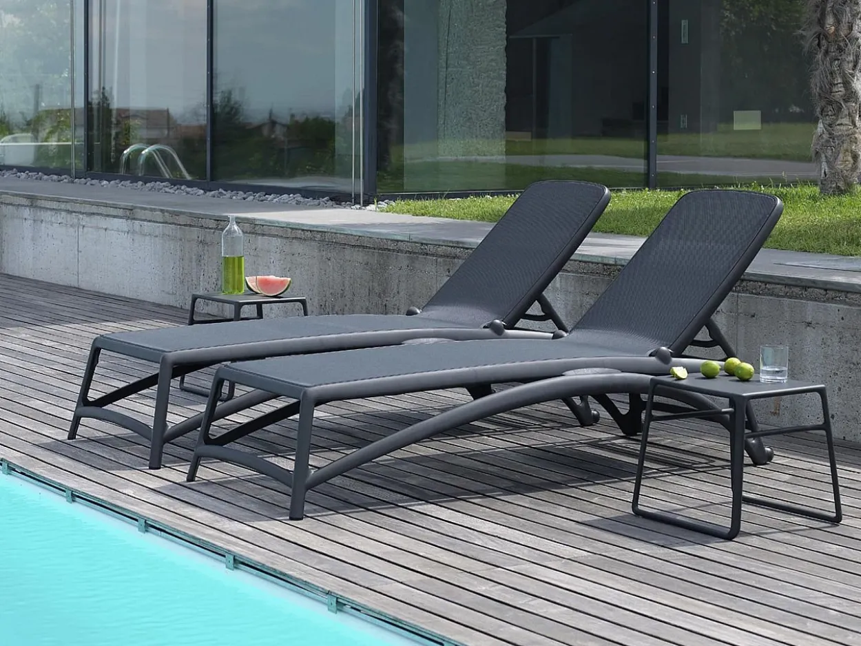 Set lettini piscina Atlantico con tavolino Pop
