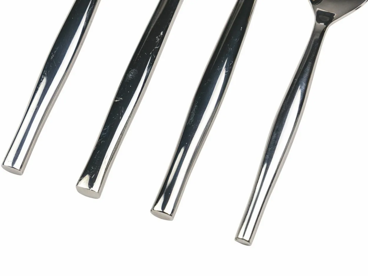 Set posate Cult 24 pezzi in acciaio silver lucido
