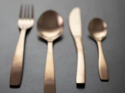 Set posate Madison 24 pezzi in acciaio copper lucido