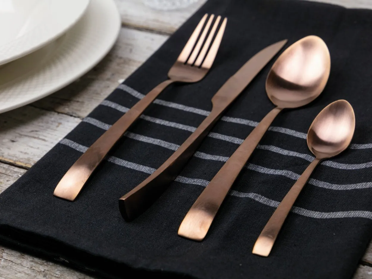 Set posate Park Avenue 24 pezzi in acciaio copper opaco