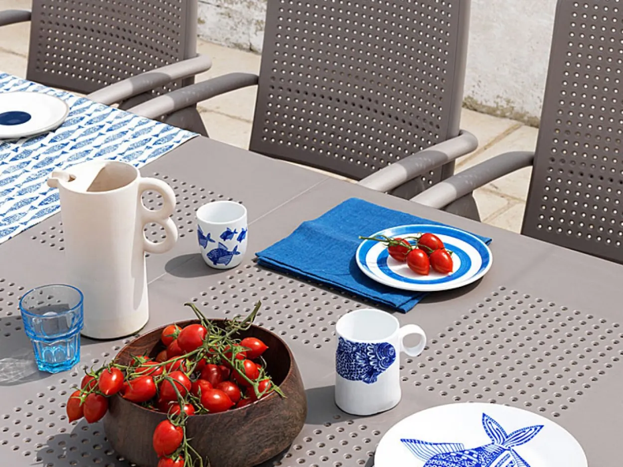 Set tavolo Levante 160/220 con 6 poltrone Darsena
